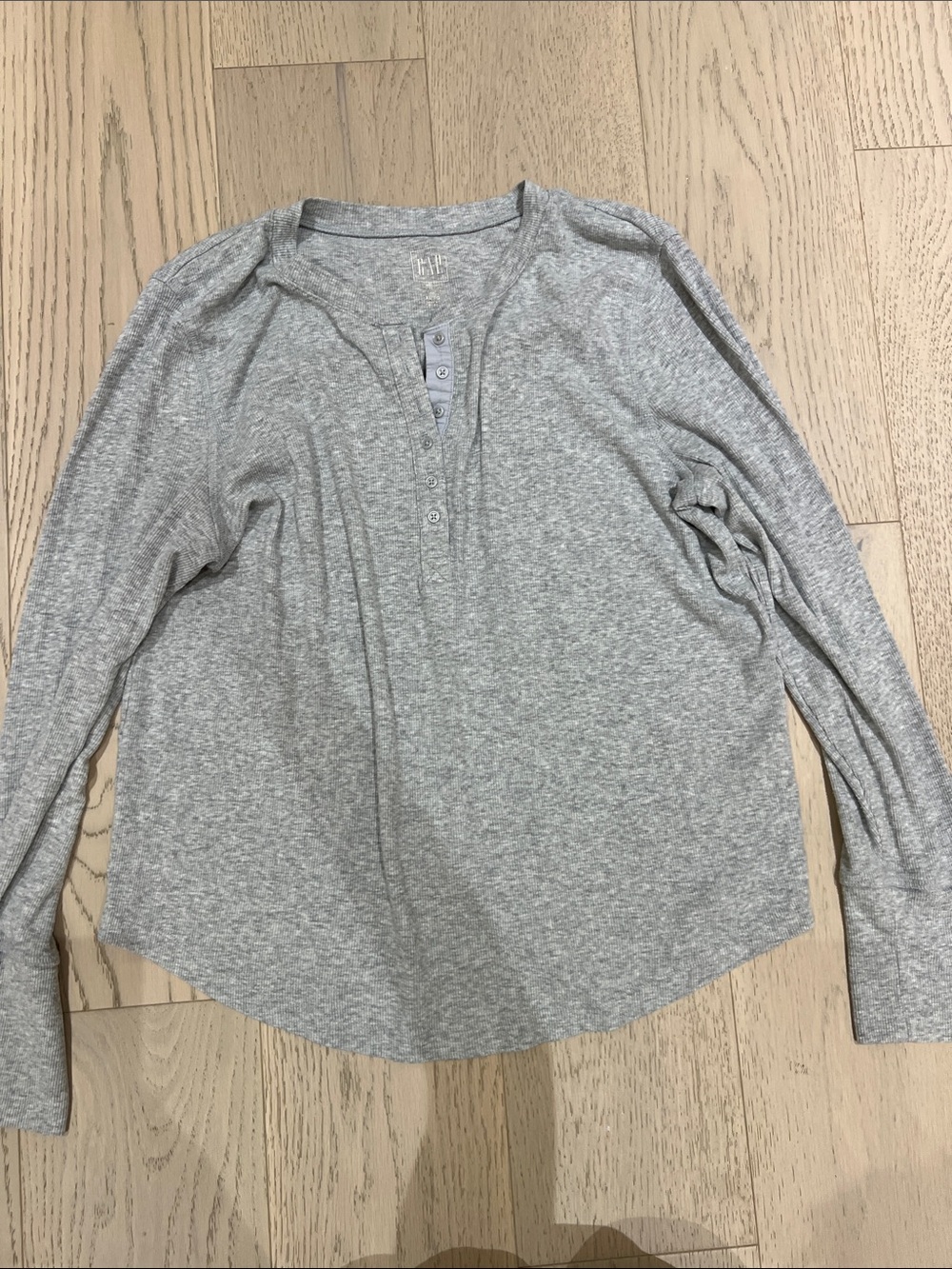 GAP Heather Gray Long Sleeve Henley